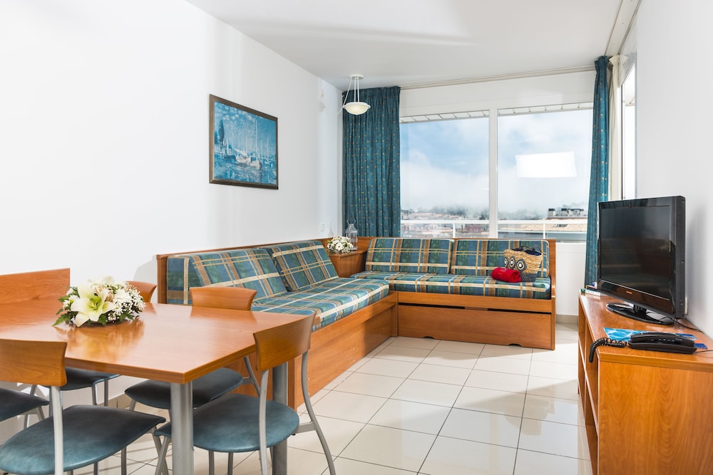 Costa Encantada Suites and Resort 49/75