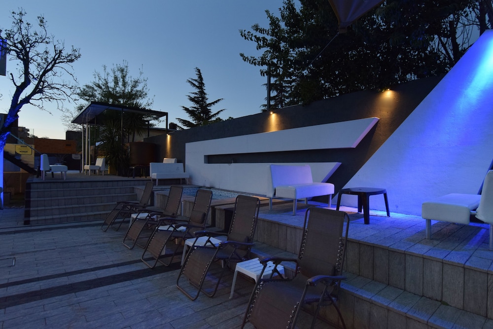 Piazza Hotel 19/22
