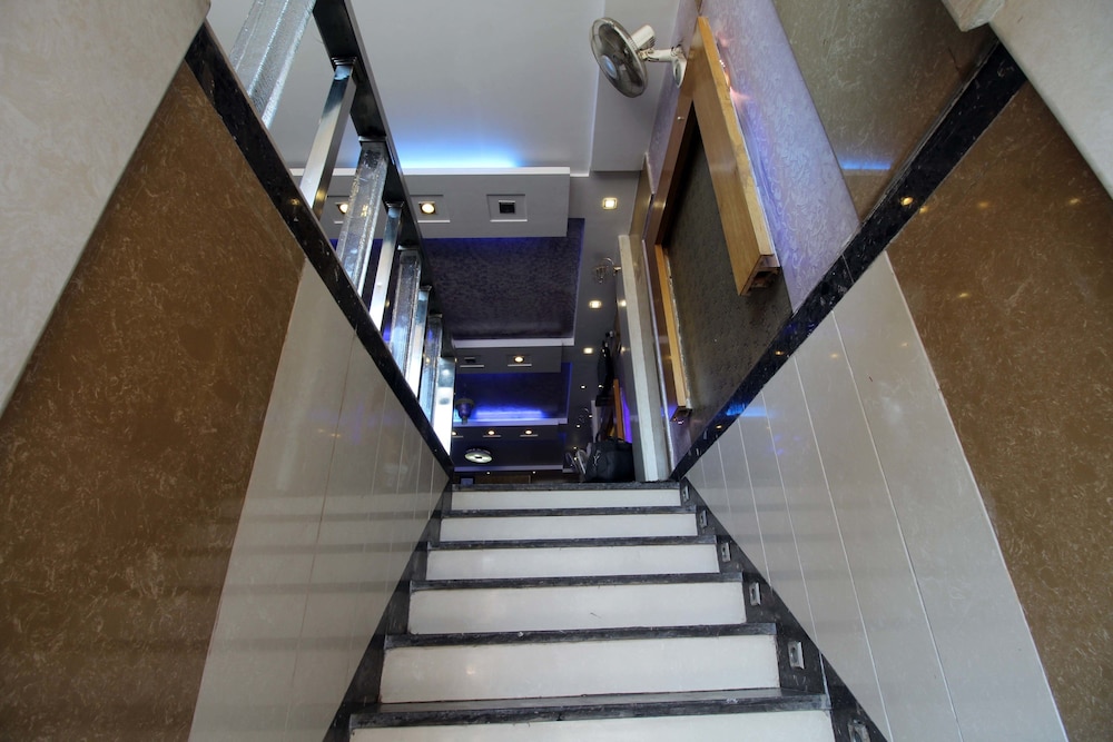 Hotel Star View 10/23
