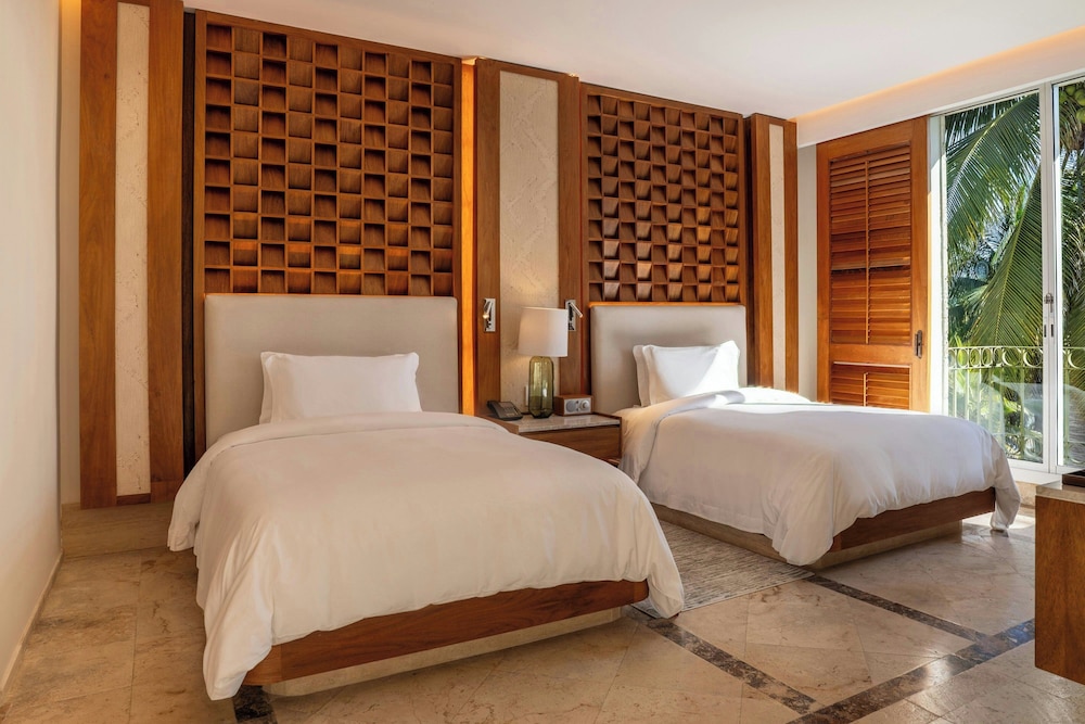 Master, Suite, 2 Queen Beds, Ocean Front، Paraiso de la Bonita, Adult All-Inclusive, a Luxury Collection Resort 3/10