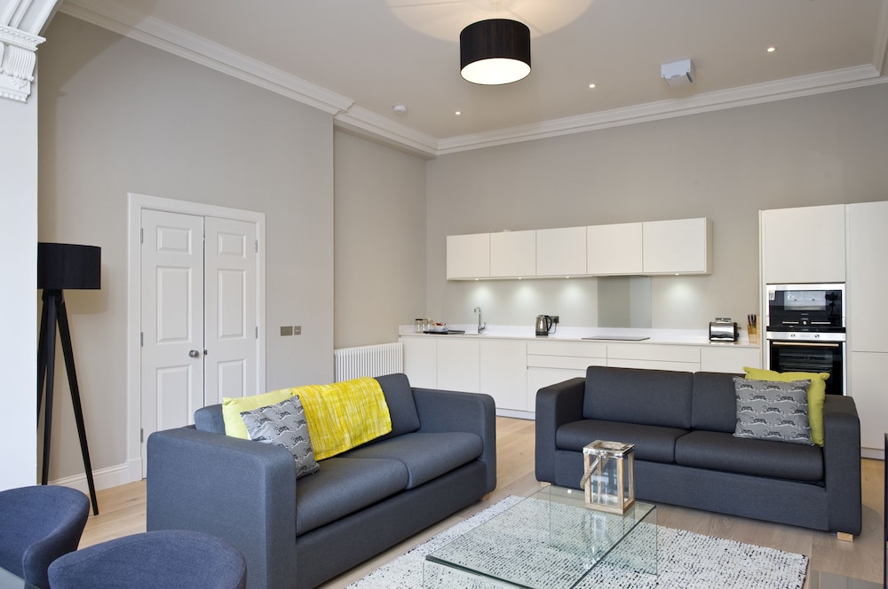 Destiny Scotland - Hill Street Apartments 17/30