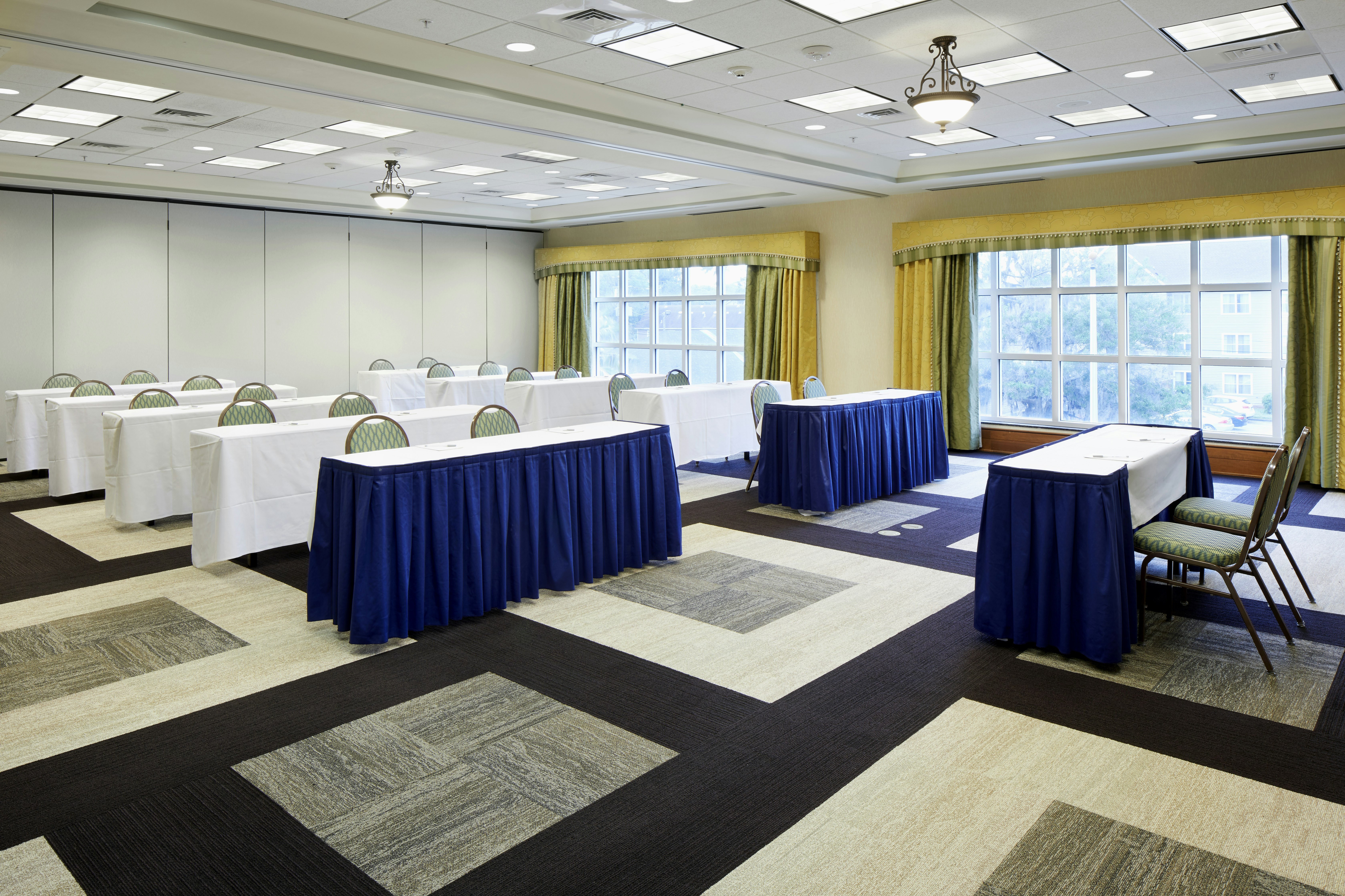 Hampton Inn and Suites Savannah Midtown 12/14