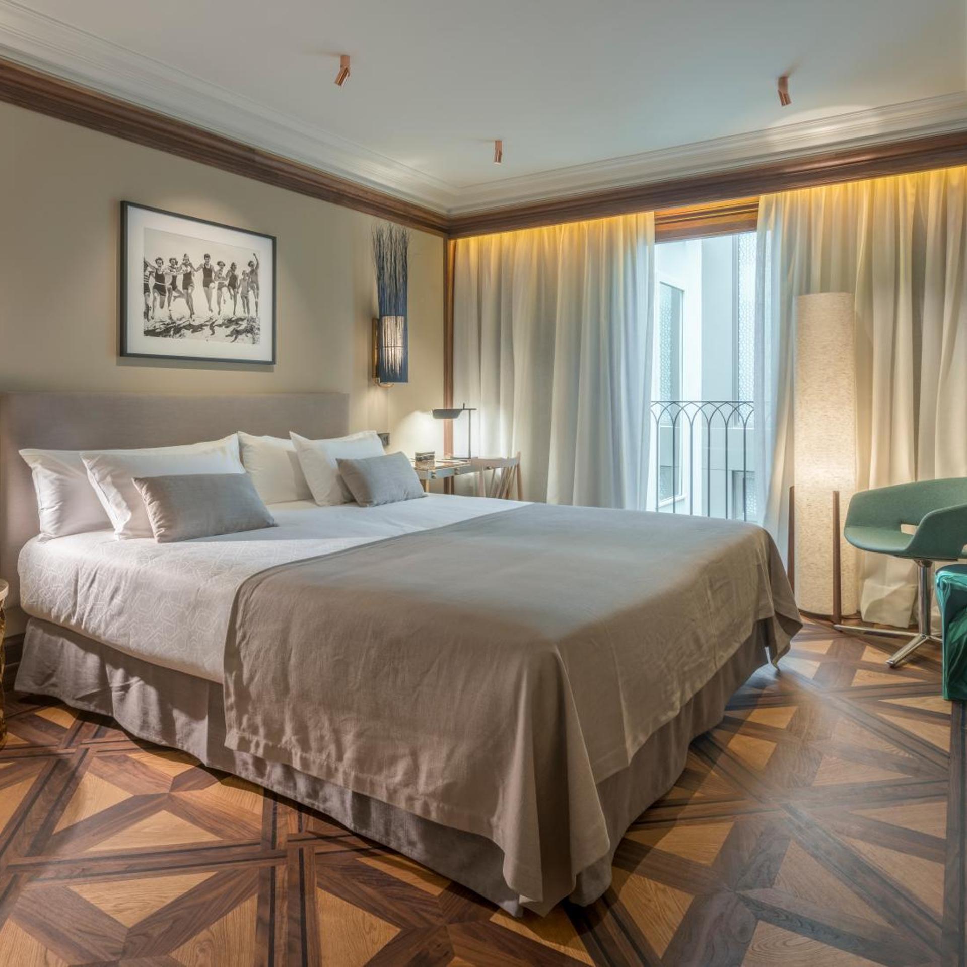 ROOM, DOUBLE BED, PATIO VIEW