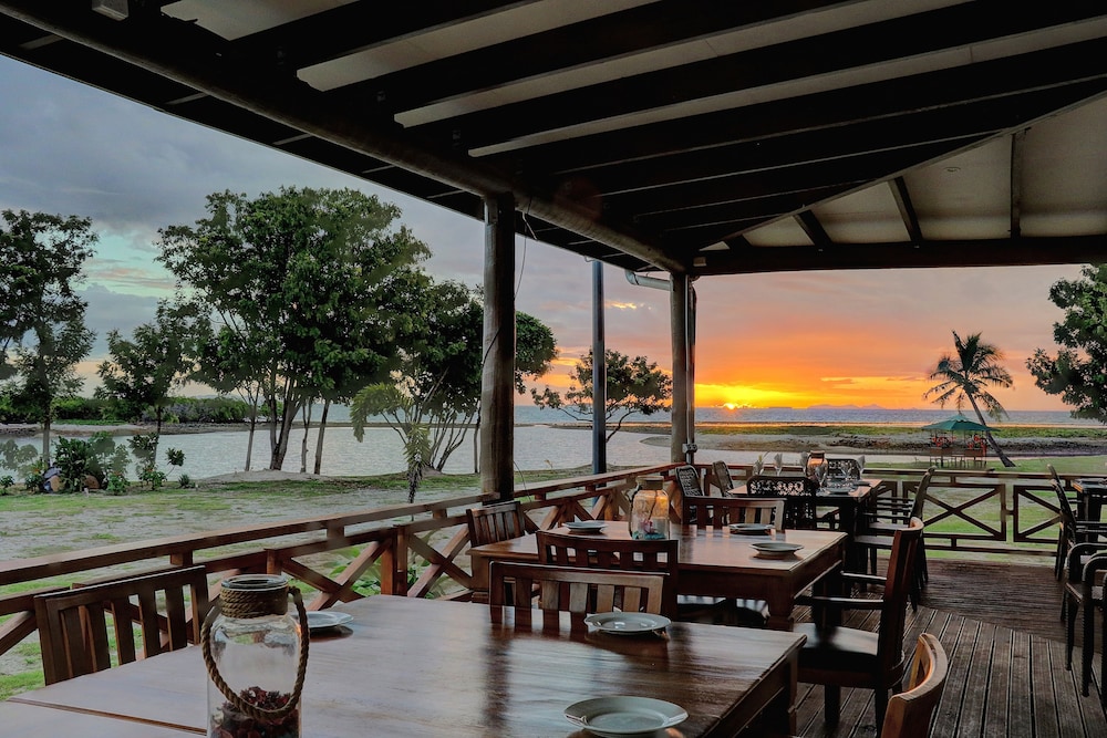 Nila Beach Resort Fiji 14/32