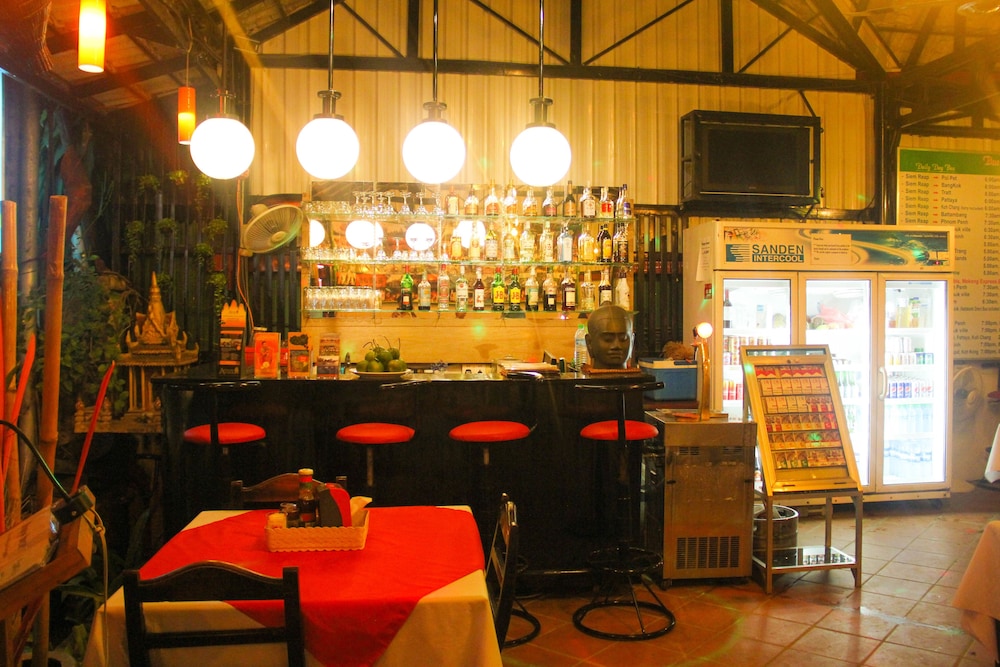 Tropical Breeze Guesthouse 30/45