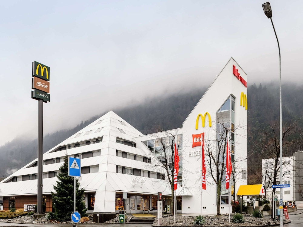 Ibis Chur 2/45