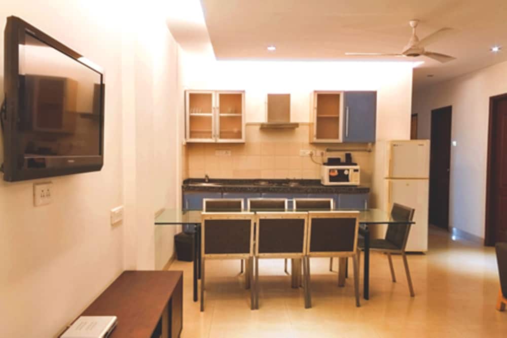 LANDMARK SUITES 34/47