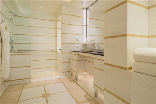 Hollywood, Suite, Bathtub, Accessible