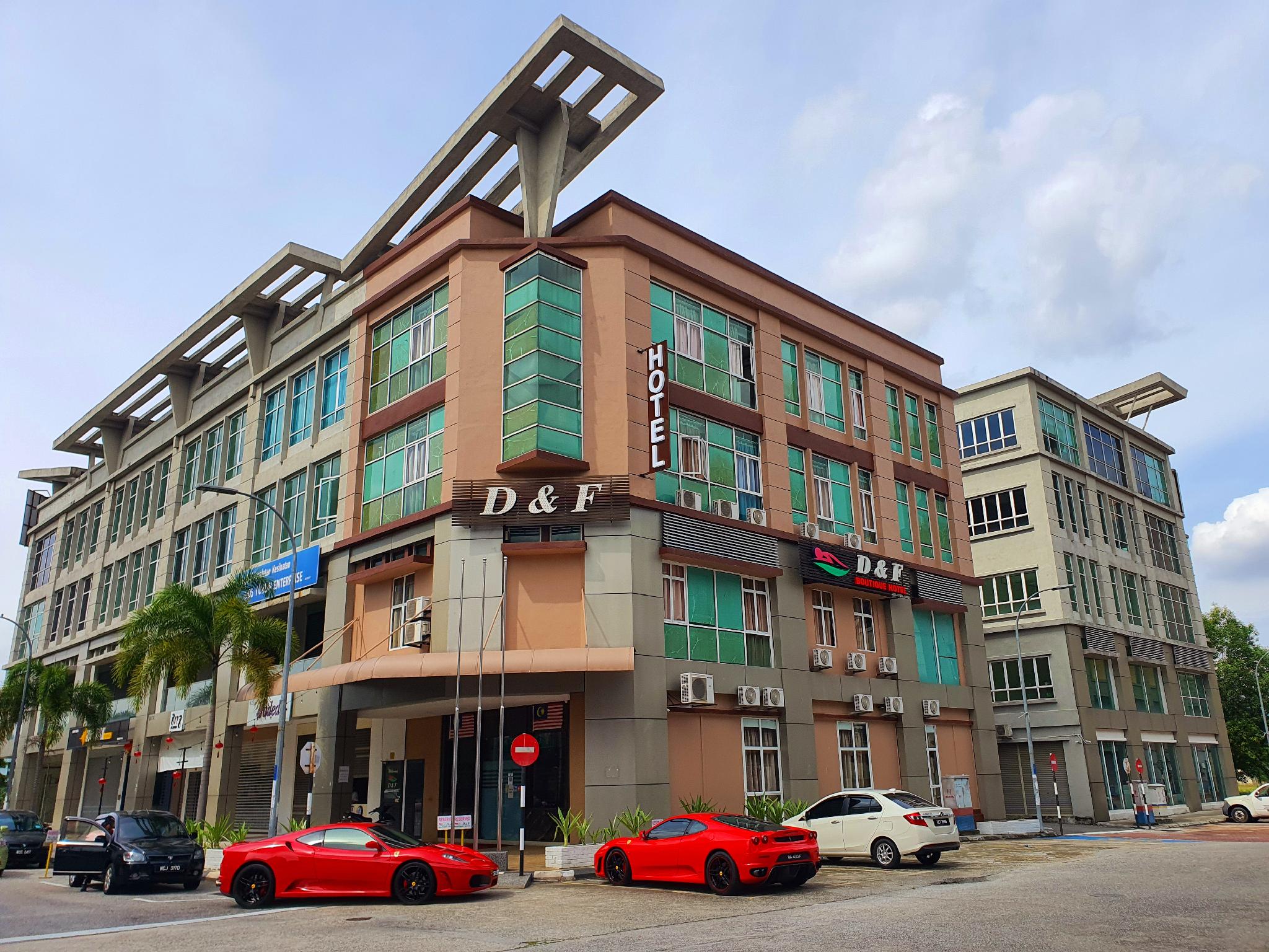 D&F BOUTIQUE HOTEL ERA SQUARE 22/25
