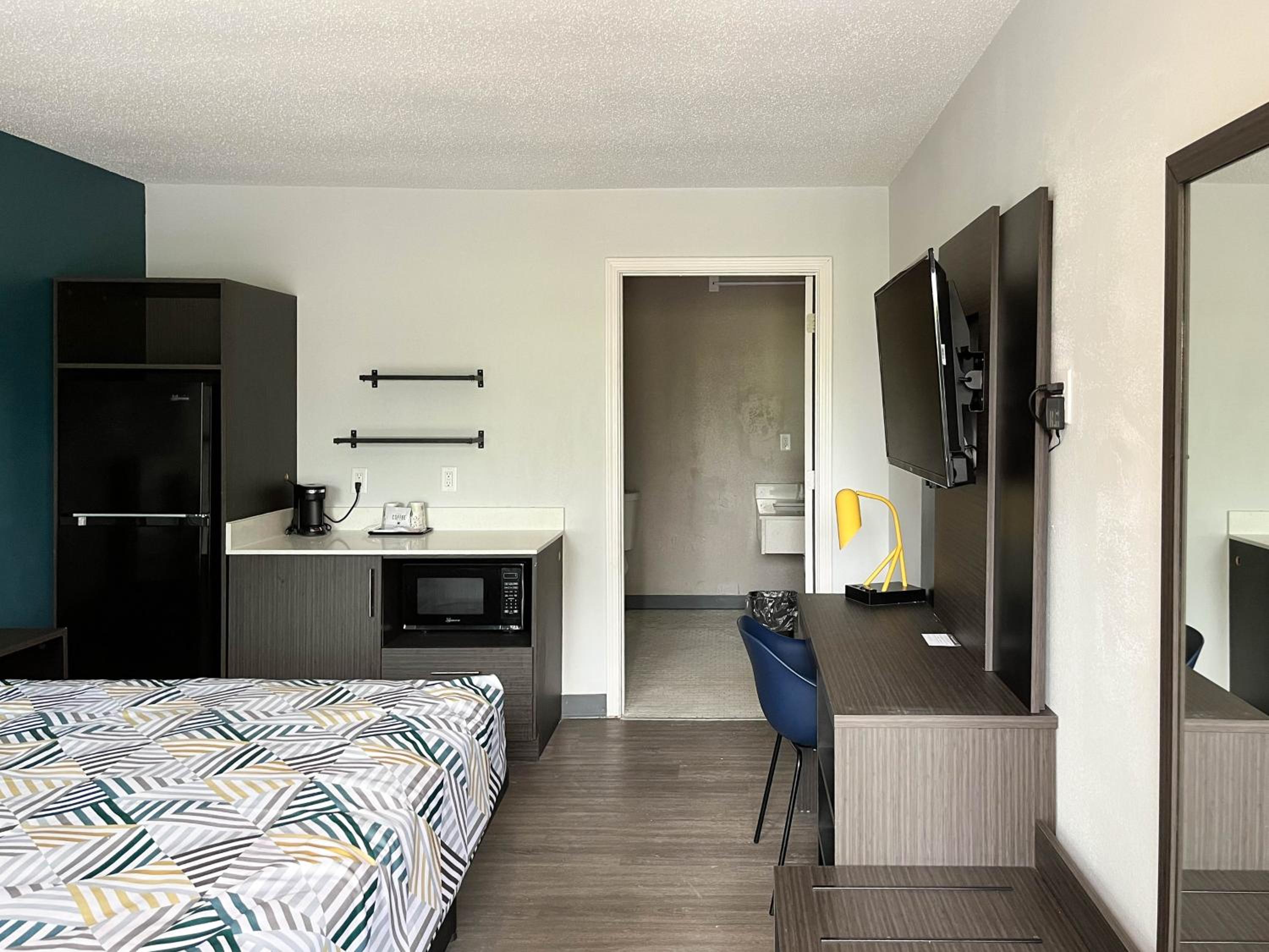 Room at Studio6 Suites Lafayette, IN, LAFAYETTE - IN