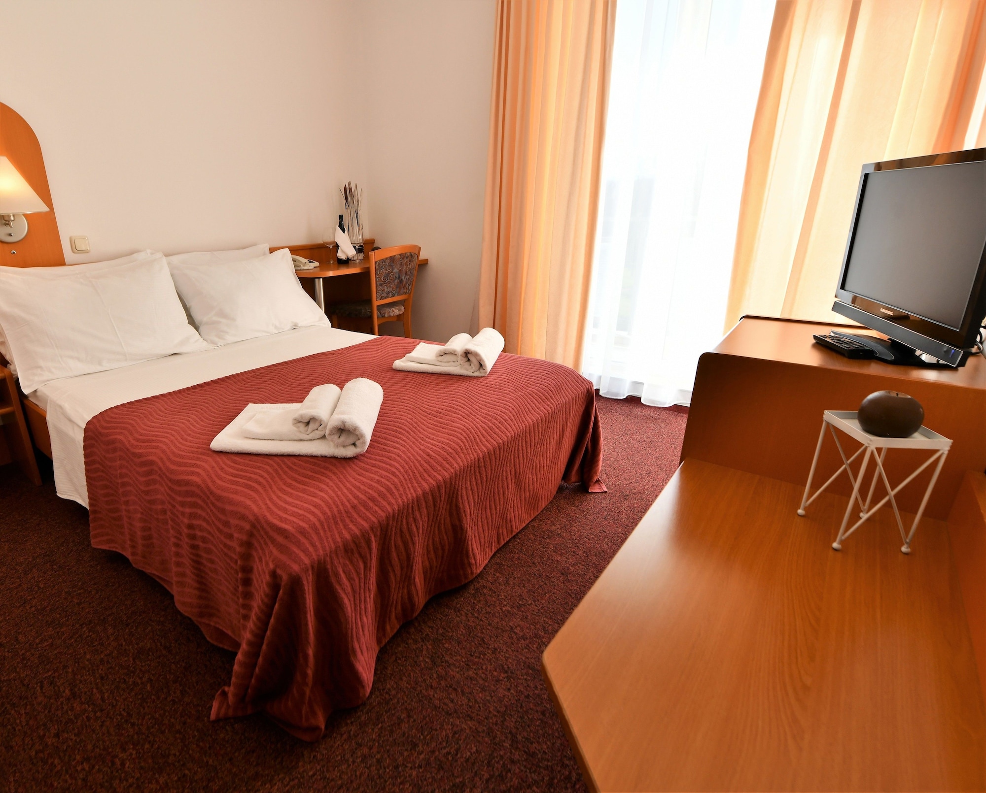 Standard, Double or Twin Bed, Park View, Balcony, Hotel Alkar 9/10