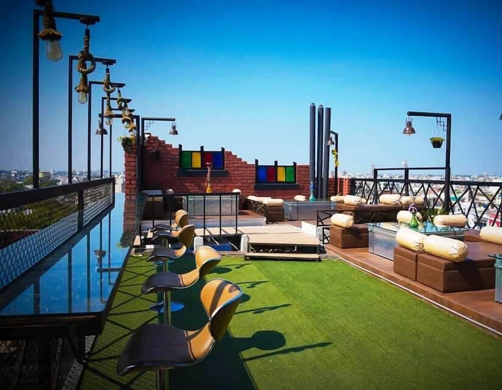 Hotel Vijay Paradise 47/50