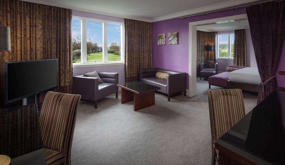 DoubleTree by Hilton Belfast Templepatrick Golf & Country Club 46/76