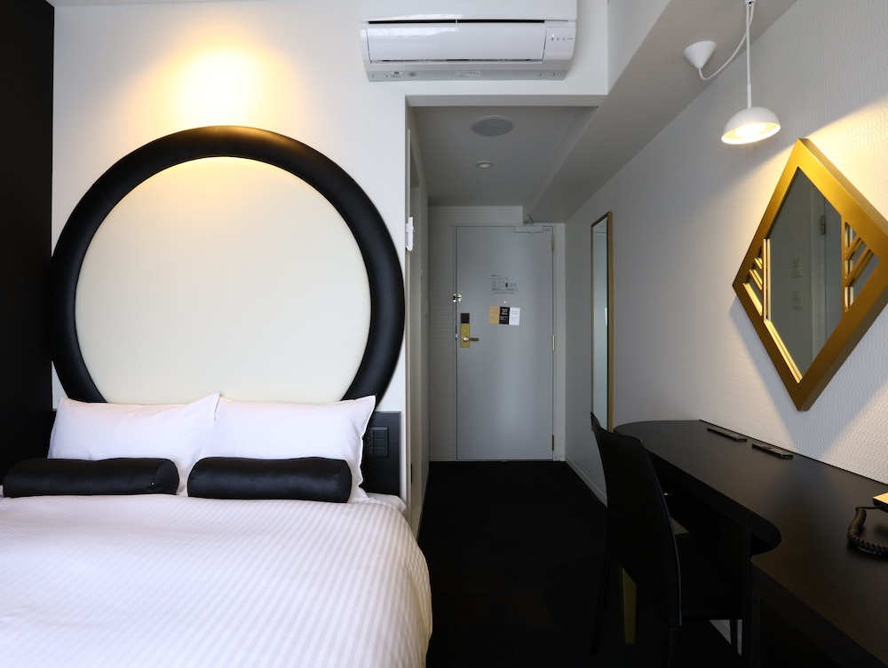 STANDARD, DOUBLE BED