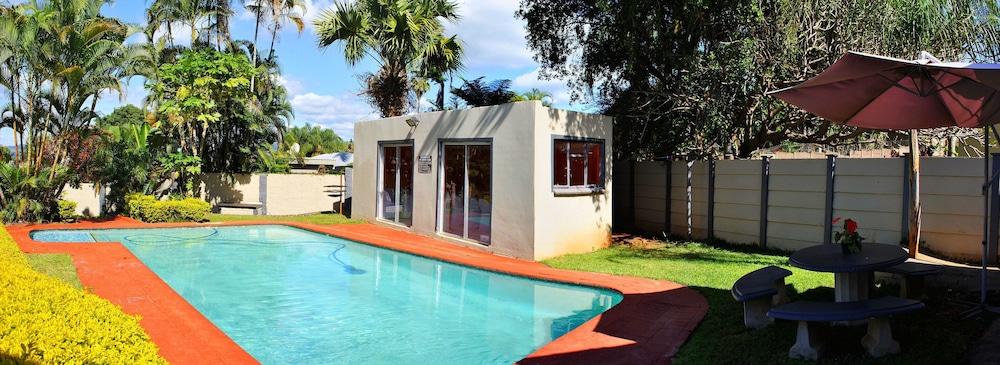 Lapologa Bed And Breakfast 27/34
