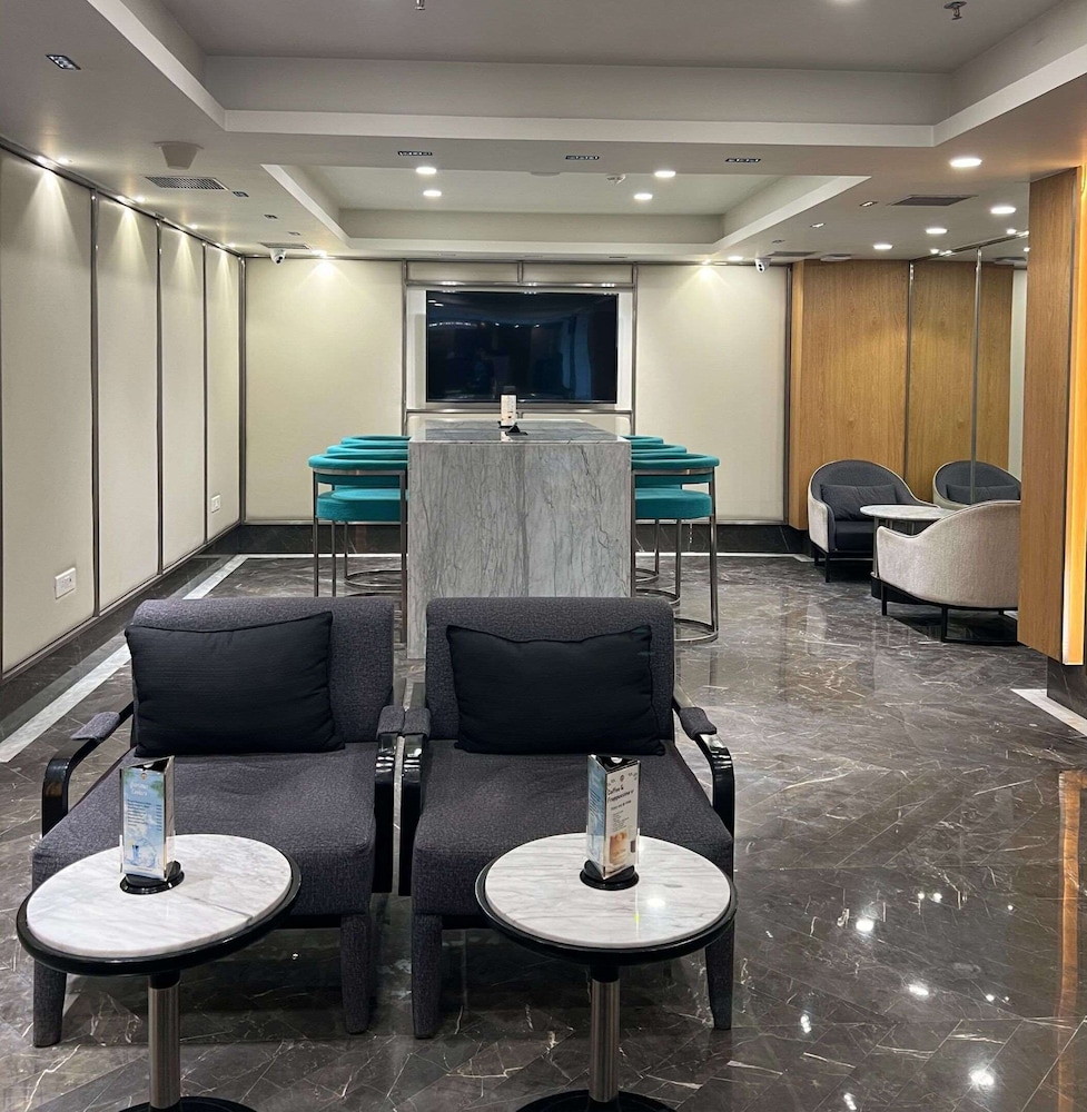 Radisson Blu Hotel Ahmedabad 63/71