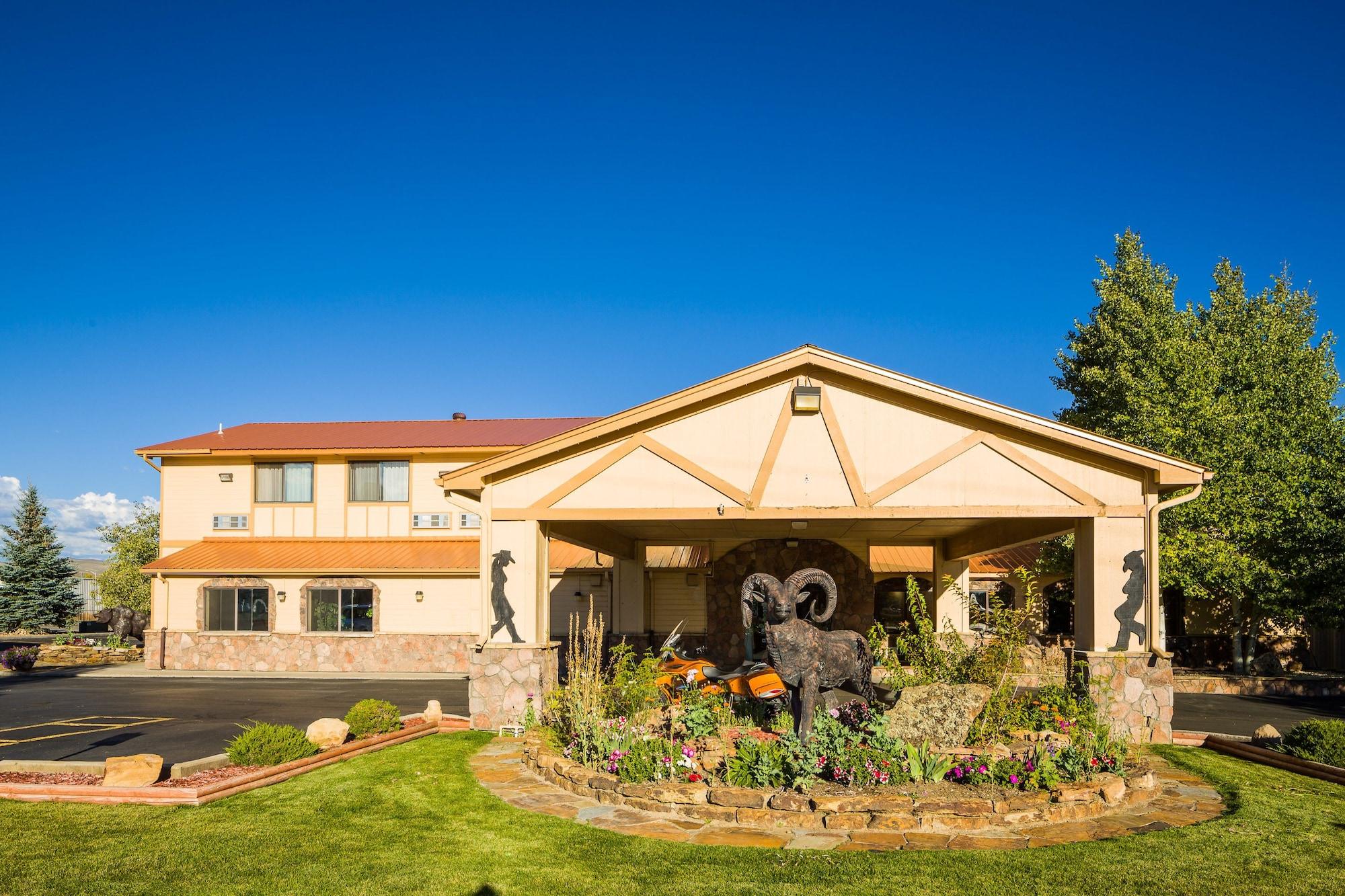 Alpine Inn & Suites 5/21