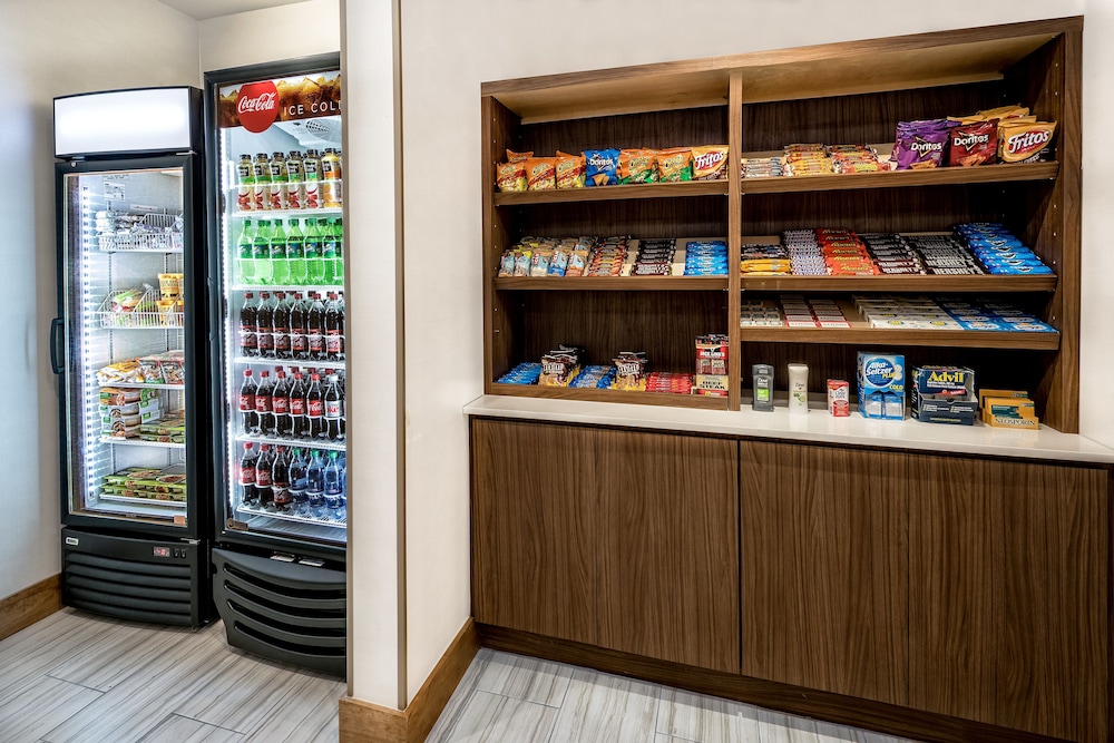 Holiday Inn Express & Suites Round Rock - Austin N 12/52