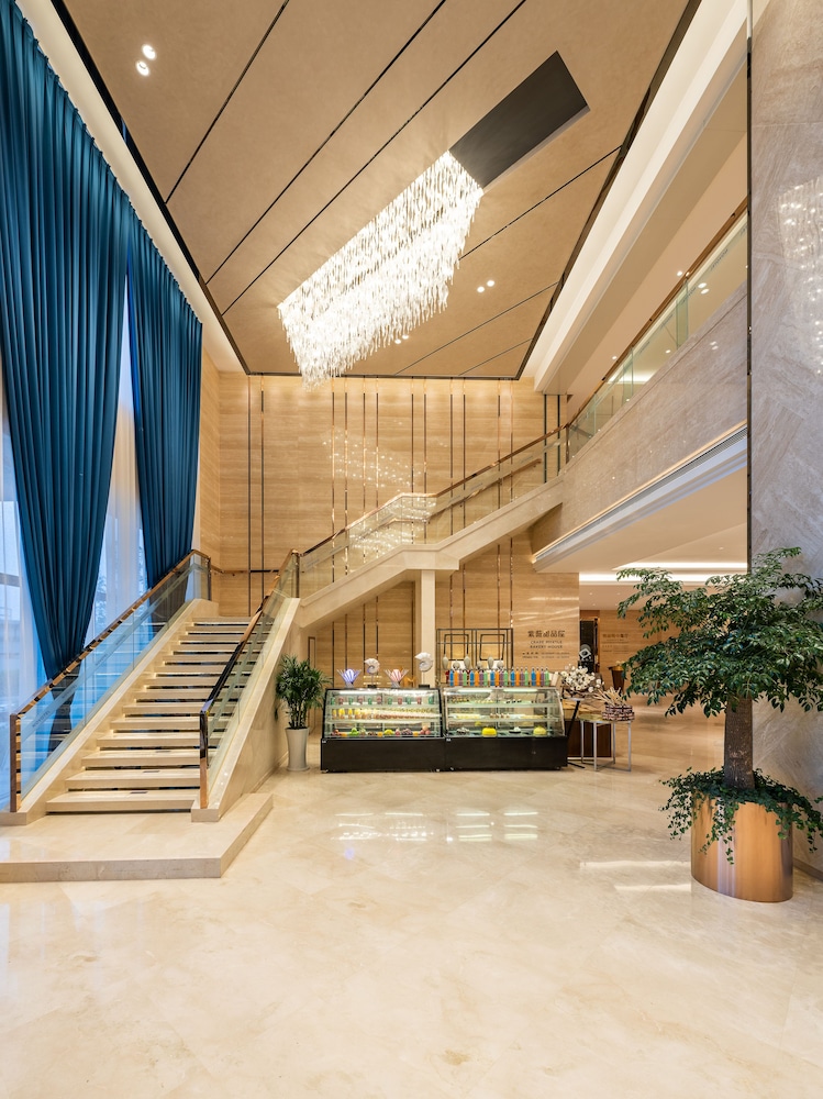 Novotel Qingdao New Hope 44/72