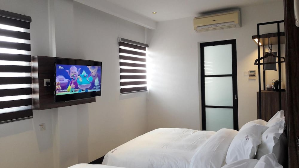 Styles Hotel 21/48