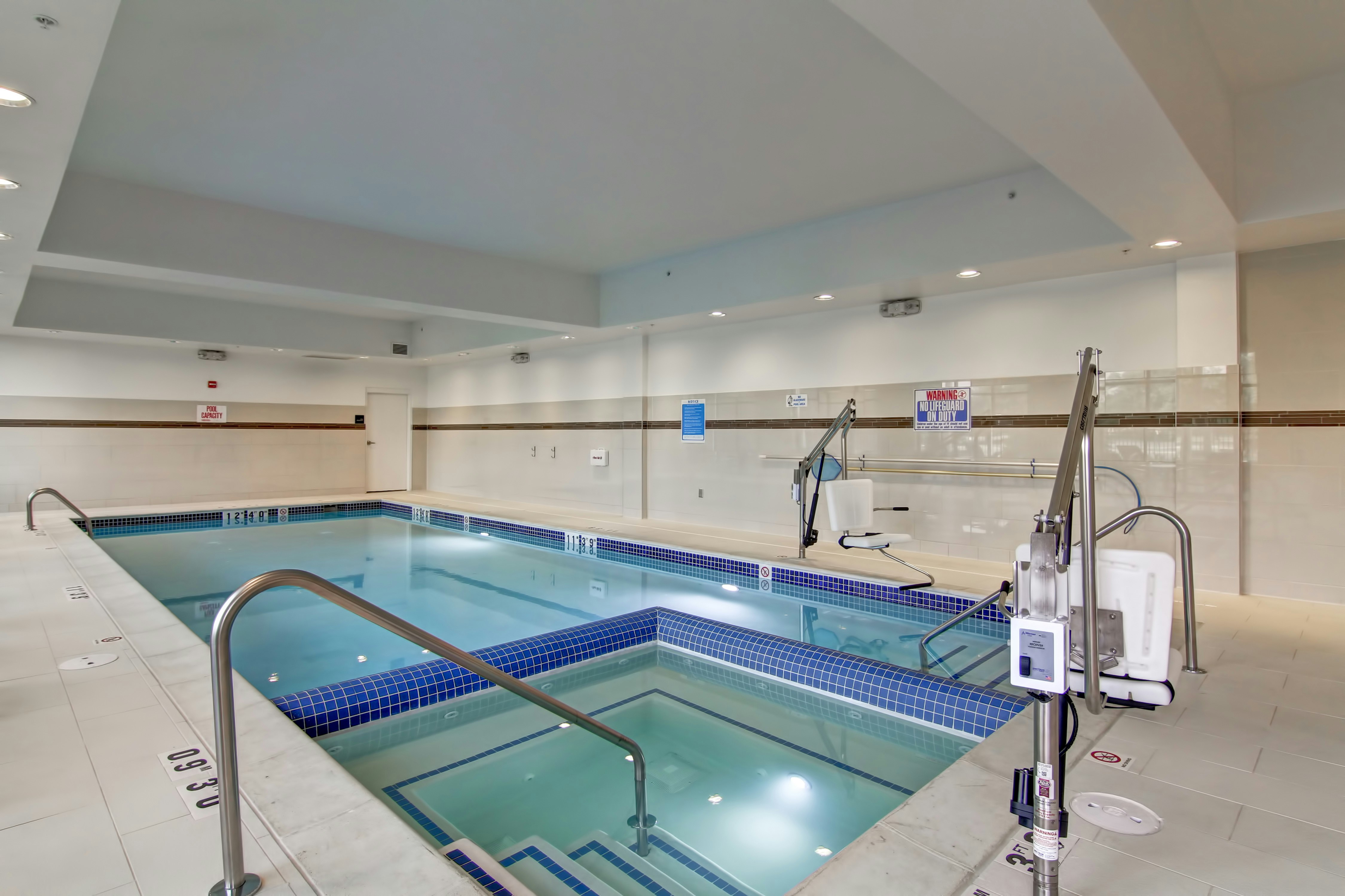 Hampton Inn And Suites Detroit Troy 24/64