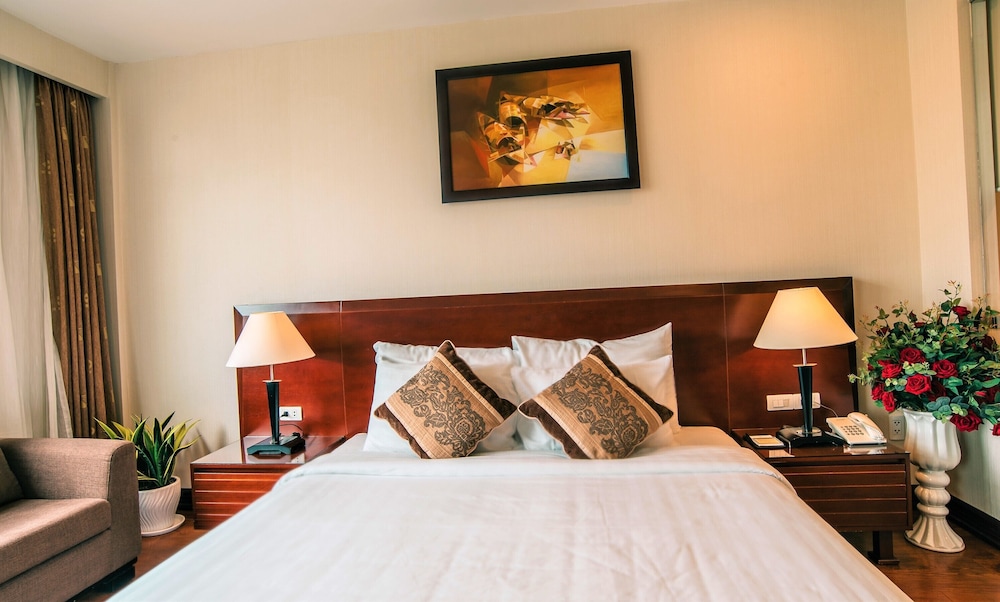 Kin Hotel Thi Sach Edition 27/55