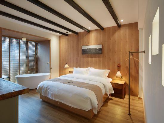 Luxi Hotel (Changsha Wuyi Square Taiping Old Street) 7/19