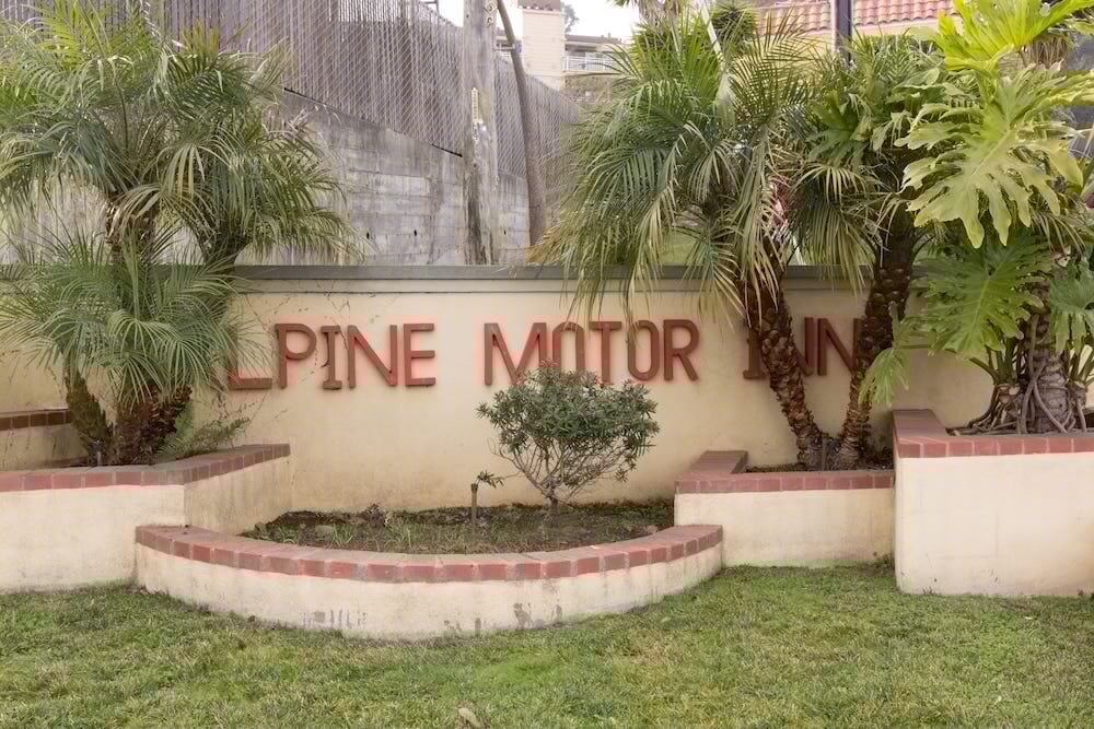 Alpine Inn And Suites 6/42