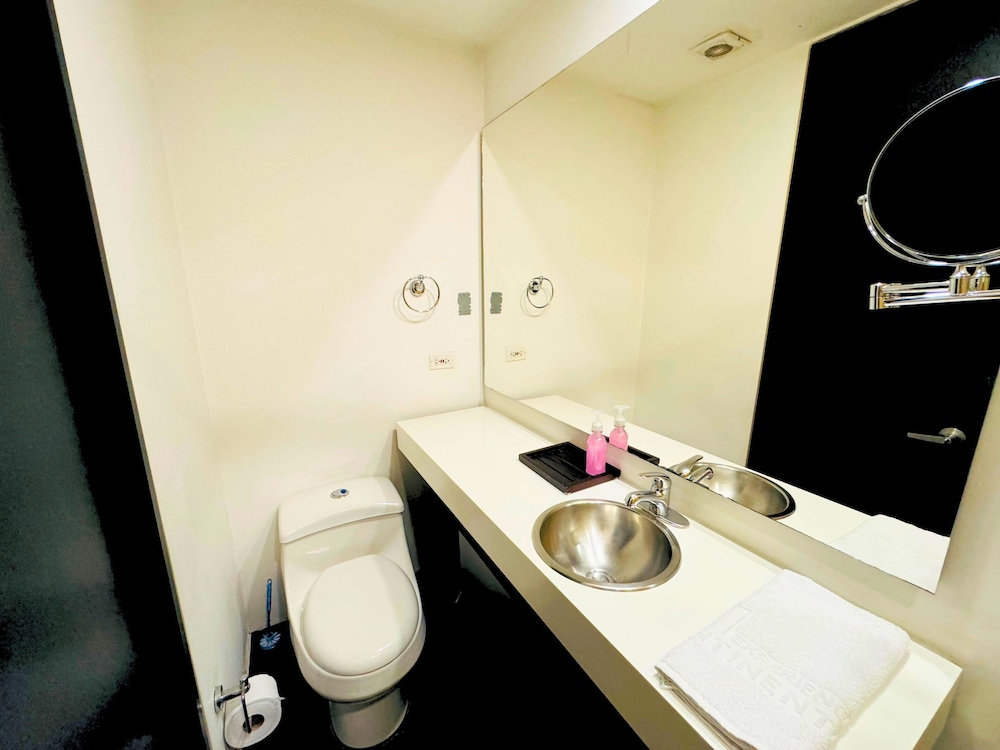 Hotel Aparta Suite Continental 74/75