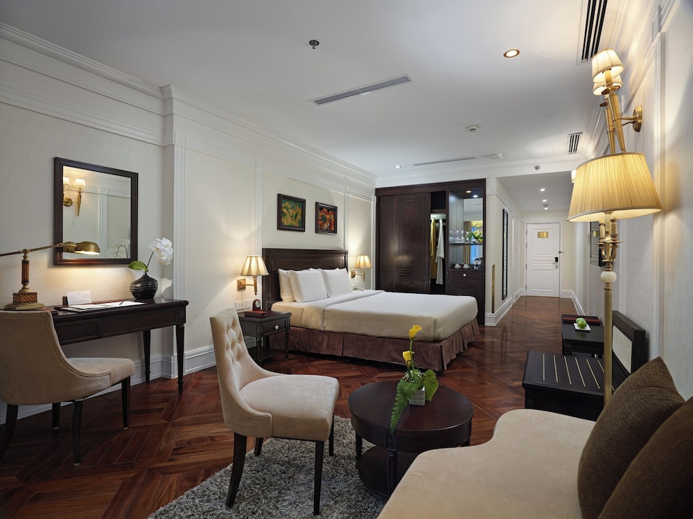 Silk Path Boutique Hanoi 41/66