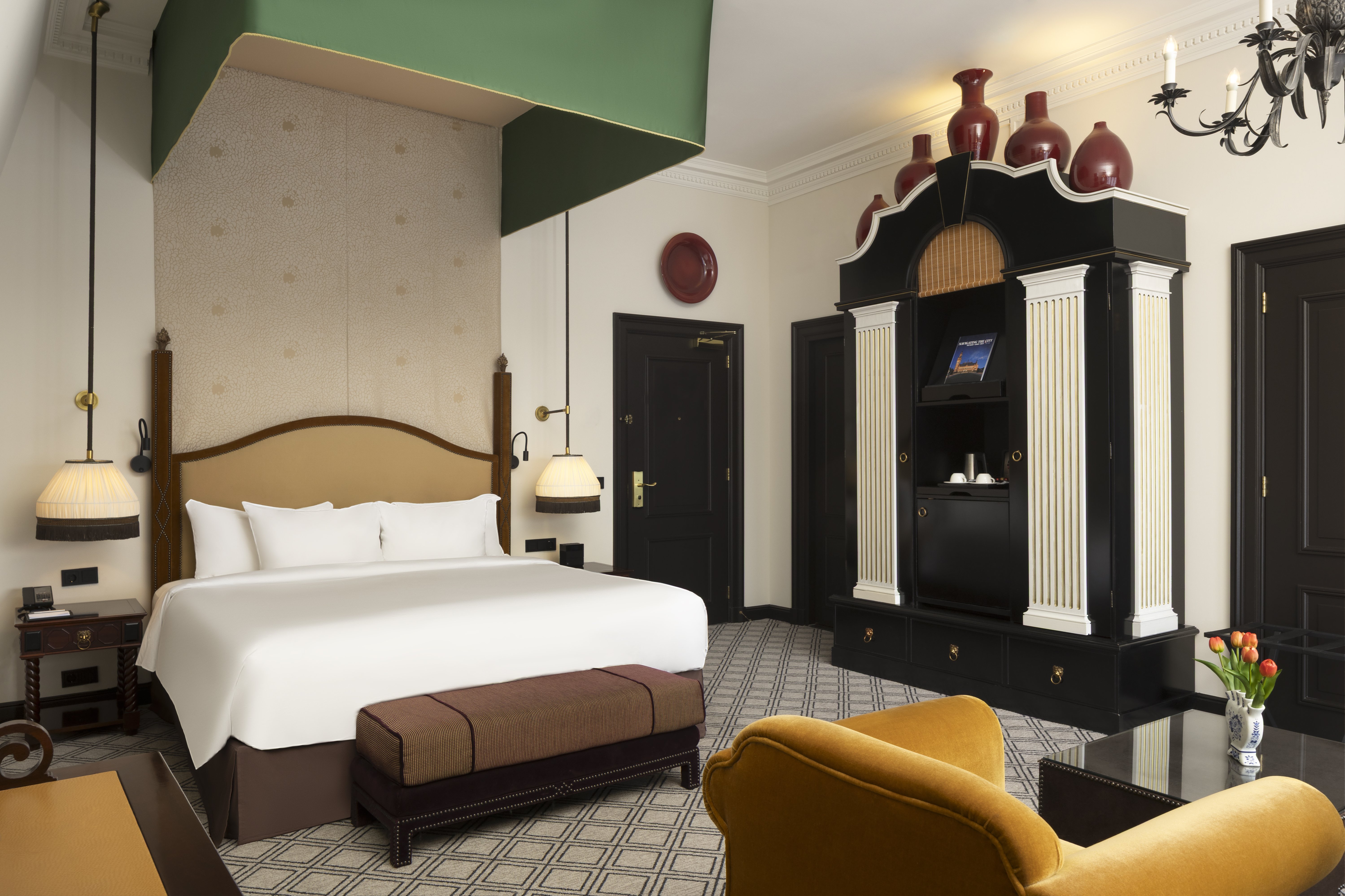 جناح جونيور، Hotel Des Indes The Hague The Leading Hotels of the World 2/3