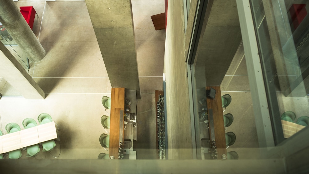 Bossa Nova Beirut Hotel 50/50