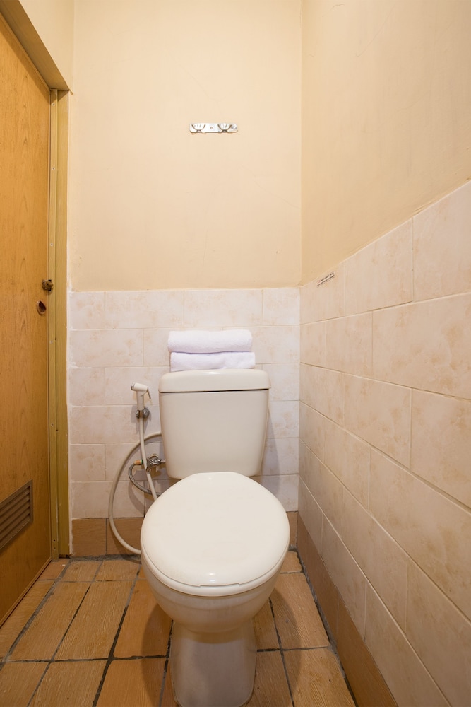 Hotel O Near Summarecon Mall Serpong 56/60