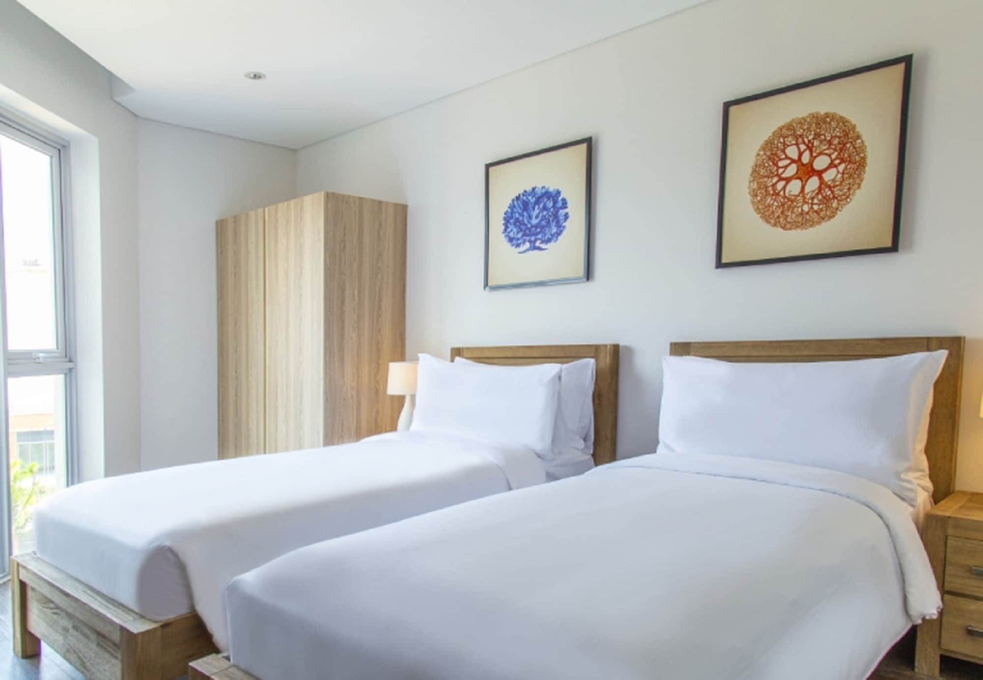 SUPERIOR OCEAN VIEW ROOM TWIN