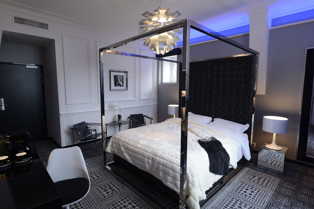 Art Hotel Rochecorbon 14/74