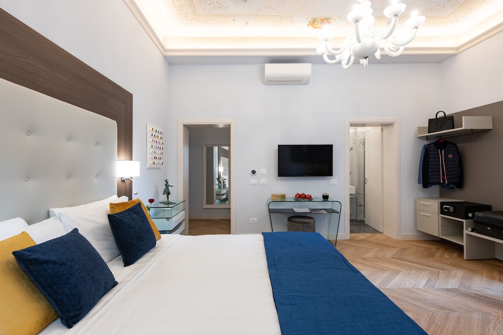 Kairos by Florence Art Apartments 13/74