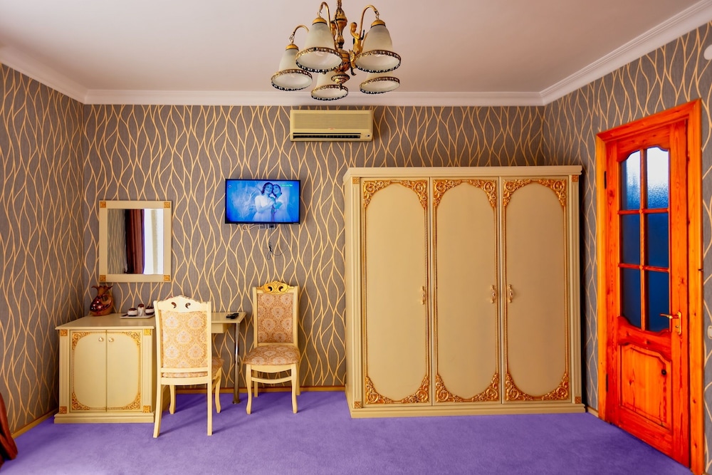 Iva Old City Hotel 42/50