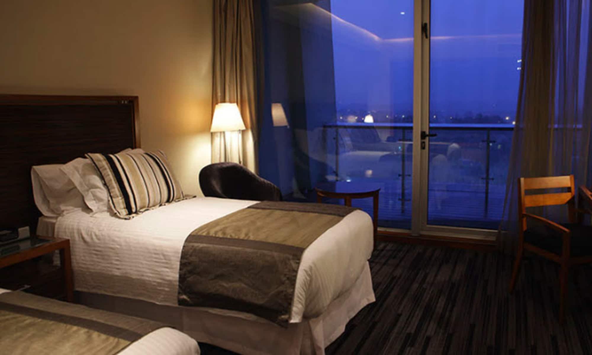 Hotel Dreams Pedro de Valdivia 11/40
