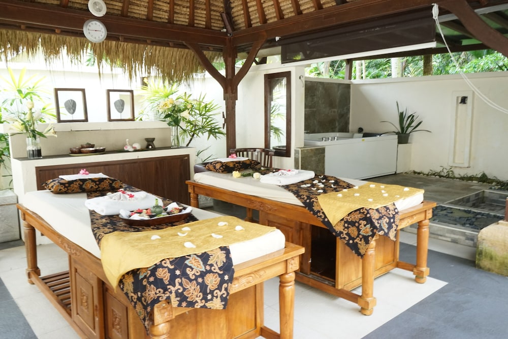 Nirwana Resort Hotel 59/74