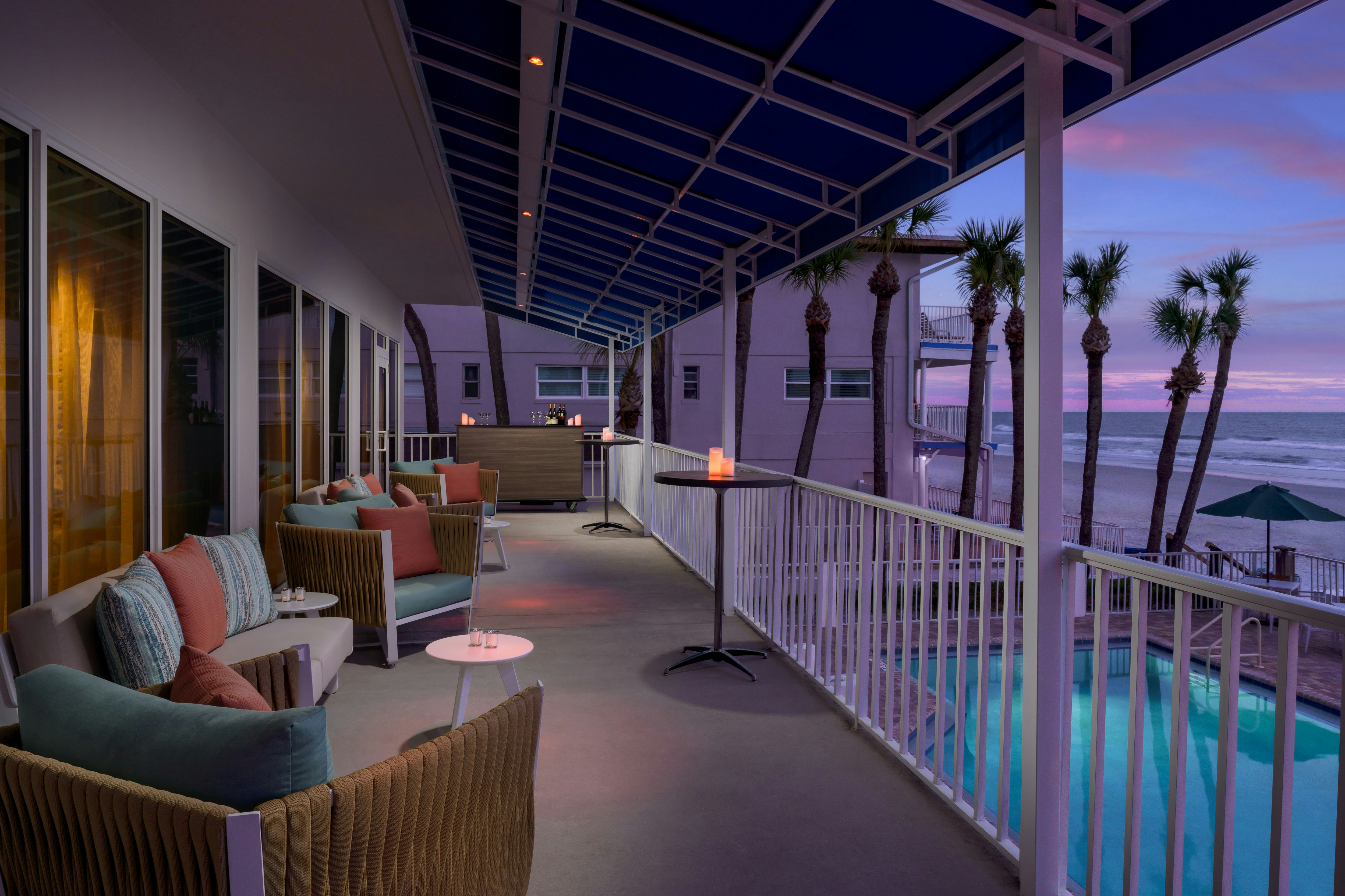 DoubleTree Beach Resort by Hilton Tampa Bay - North Redington Beach 35/59