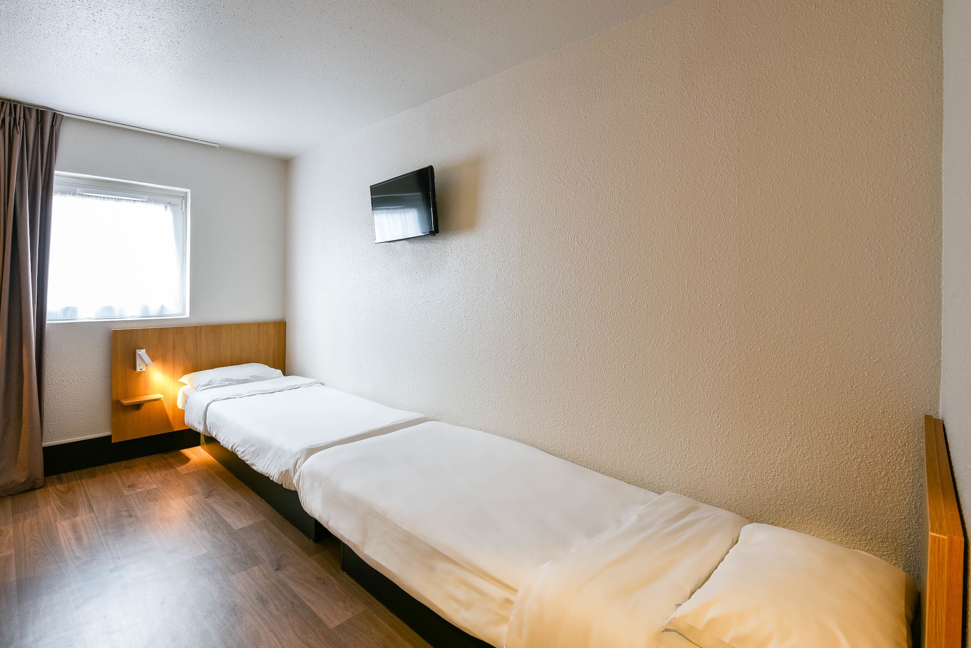ROOM, QUADRUPLE, DOUBLE AND TWIN BEDS
