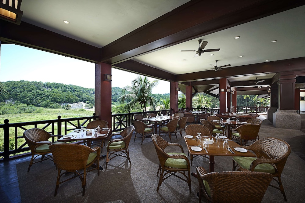 REDANG ISLAND RESORT 36/50
