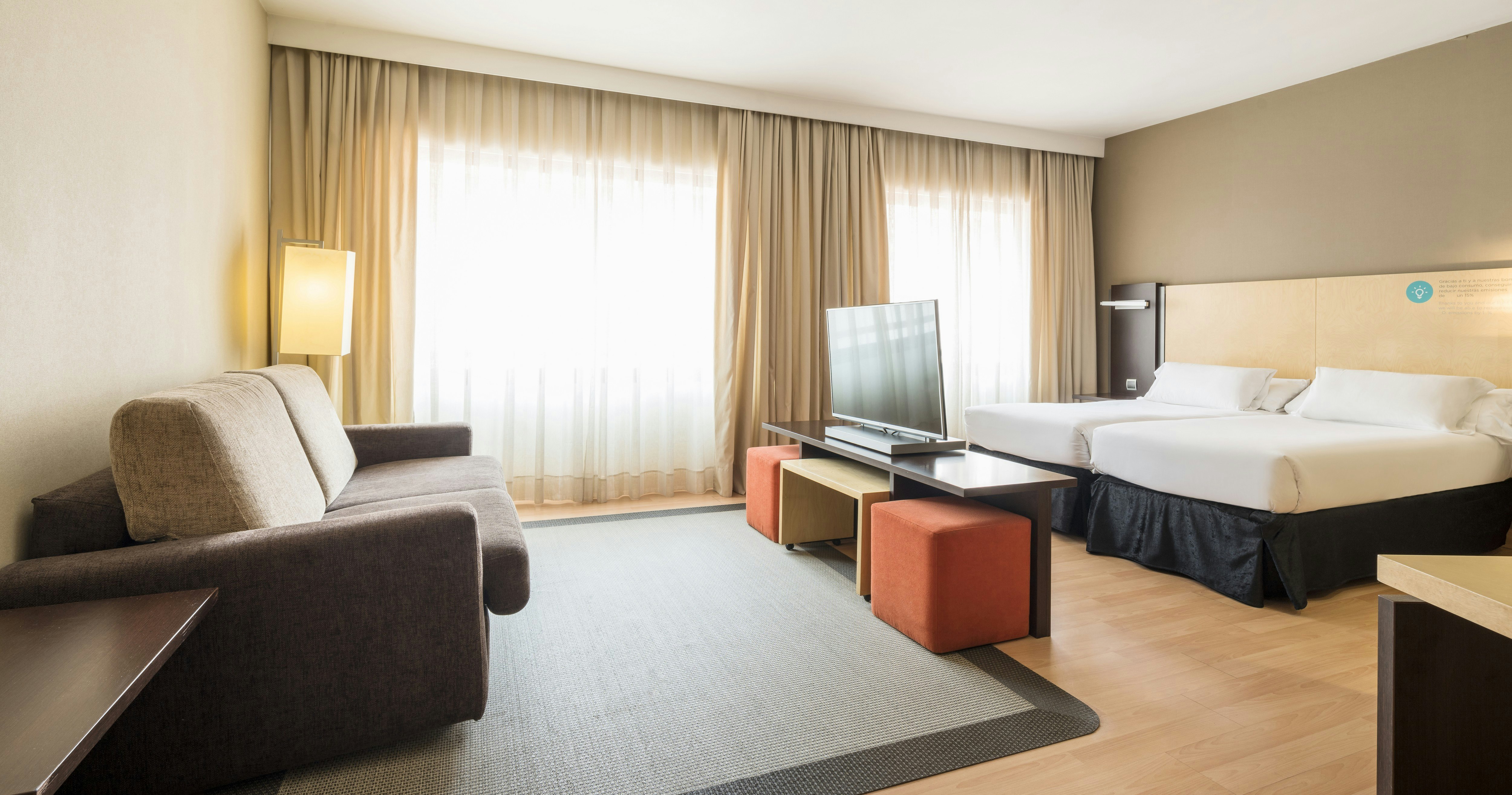 Ilunion Suites Madrid 4/26