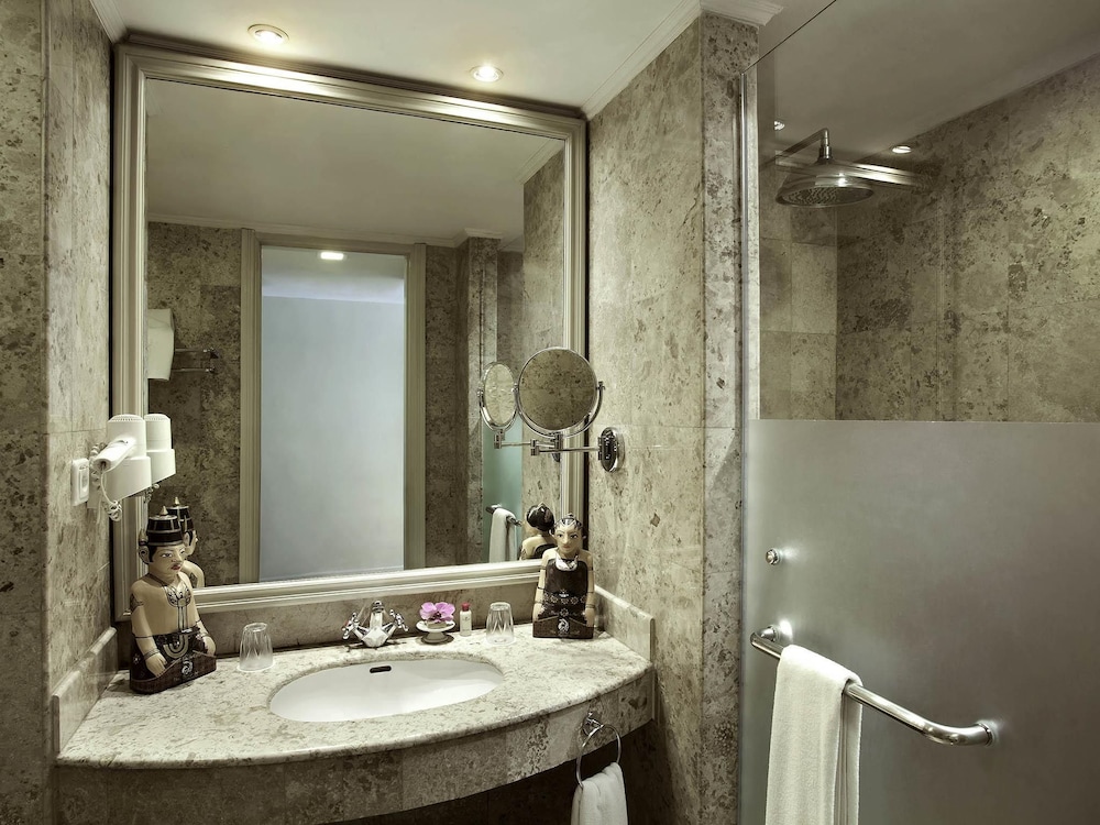 The Phoenix Hotel Yogyakarta - Handwritten Collection 61/61