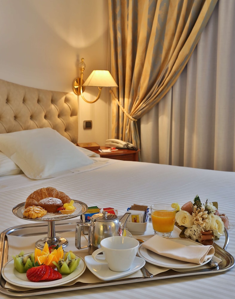 Best Western Hotel Globus City 61/63