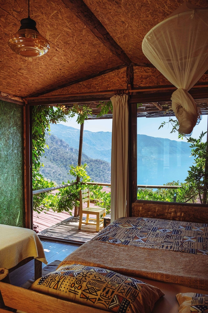 Deep Ocean Camping - Adults Only 7/38