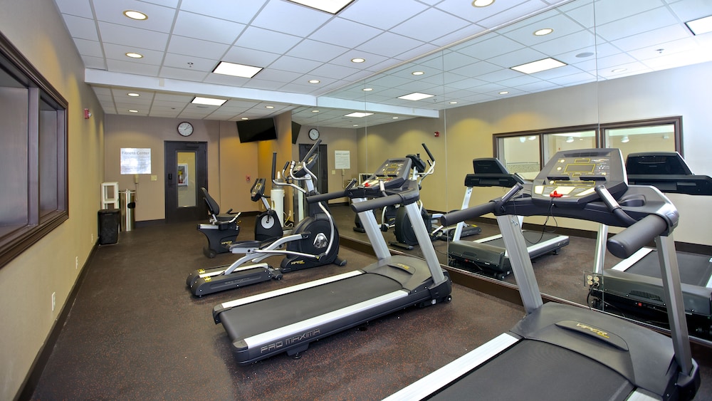Holiday Inn Express And Suites Duluth Mall Area 41/69