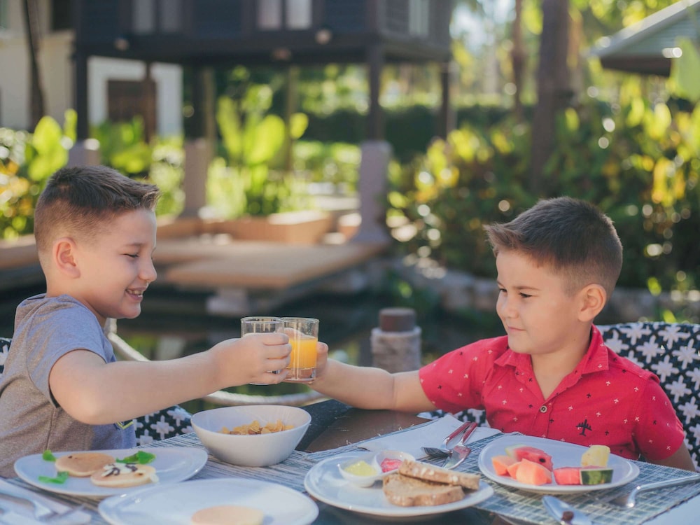 Grand Mercure Khao Lak Bangsak 33/49