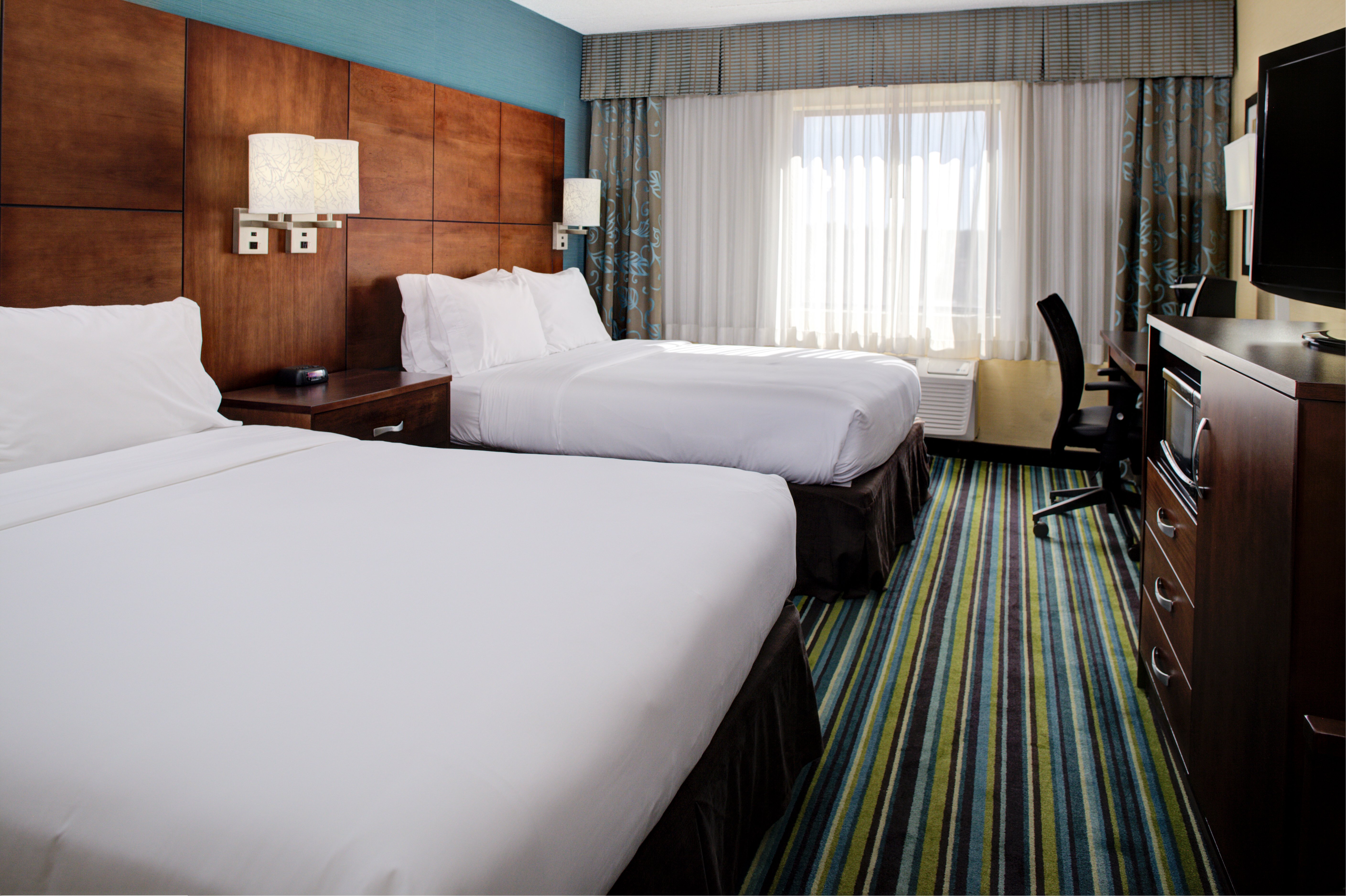 HOLIDAY INN EXPRESS FLAGSTAFF 23/63