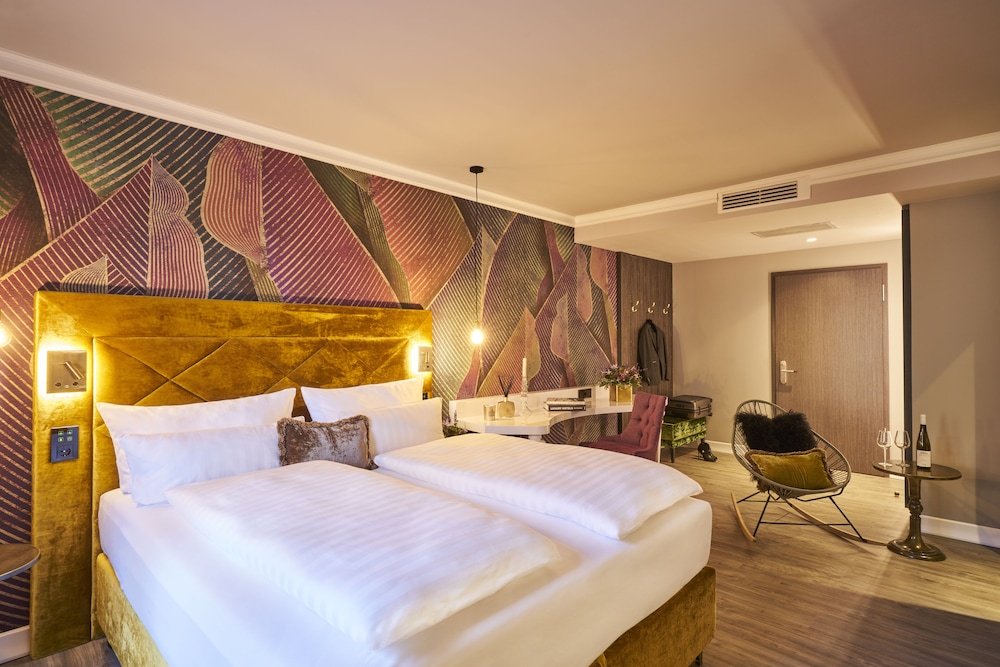 Classic Hotel Harmonie 20/77